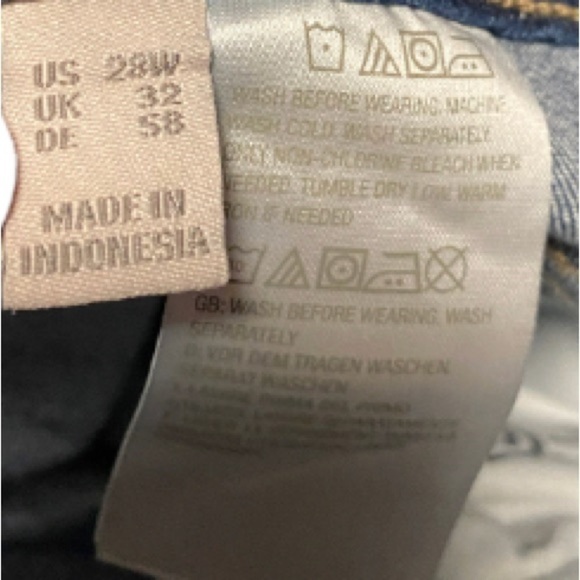 Logo by Lori Goldstein Jeans - Picture 4 of 5